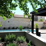 Design Stone Angelina * Višnjan