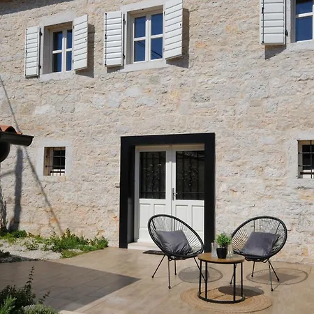 Villa Angelina