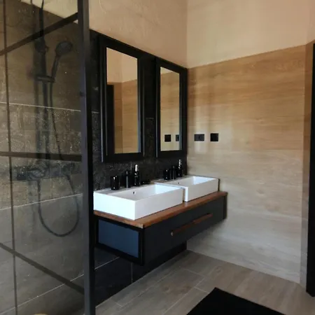 Villa Angelina - Design Stone House In Markovac *