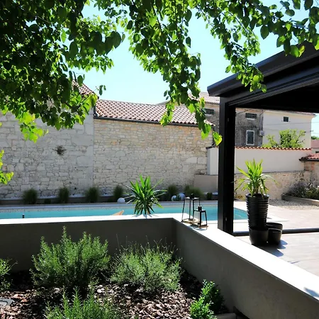 Angelina - Design Stone House In Markovac * Višnjan